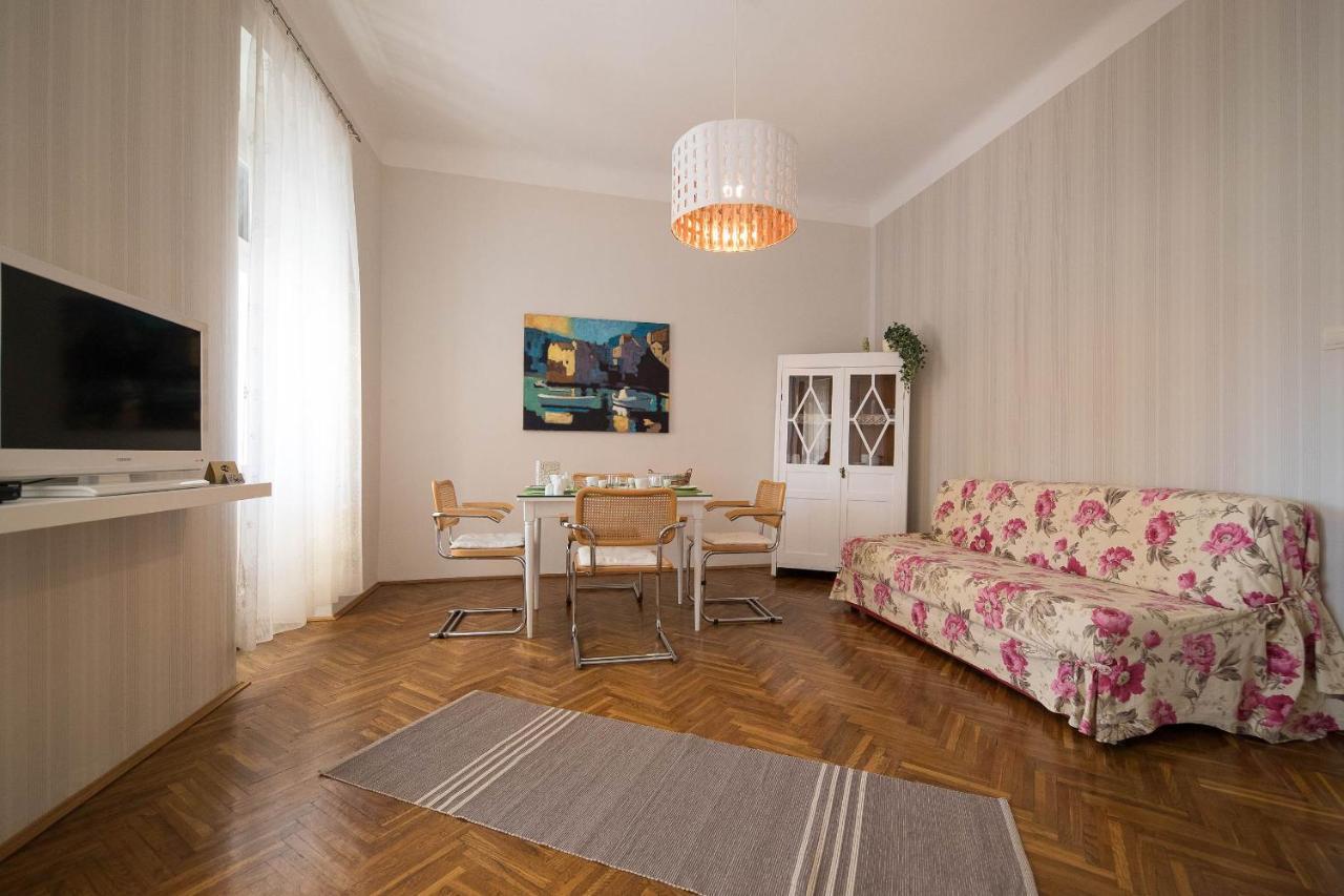 Apartmani Marion Crikvenica Exterior photo